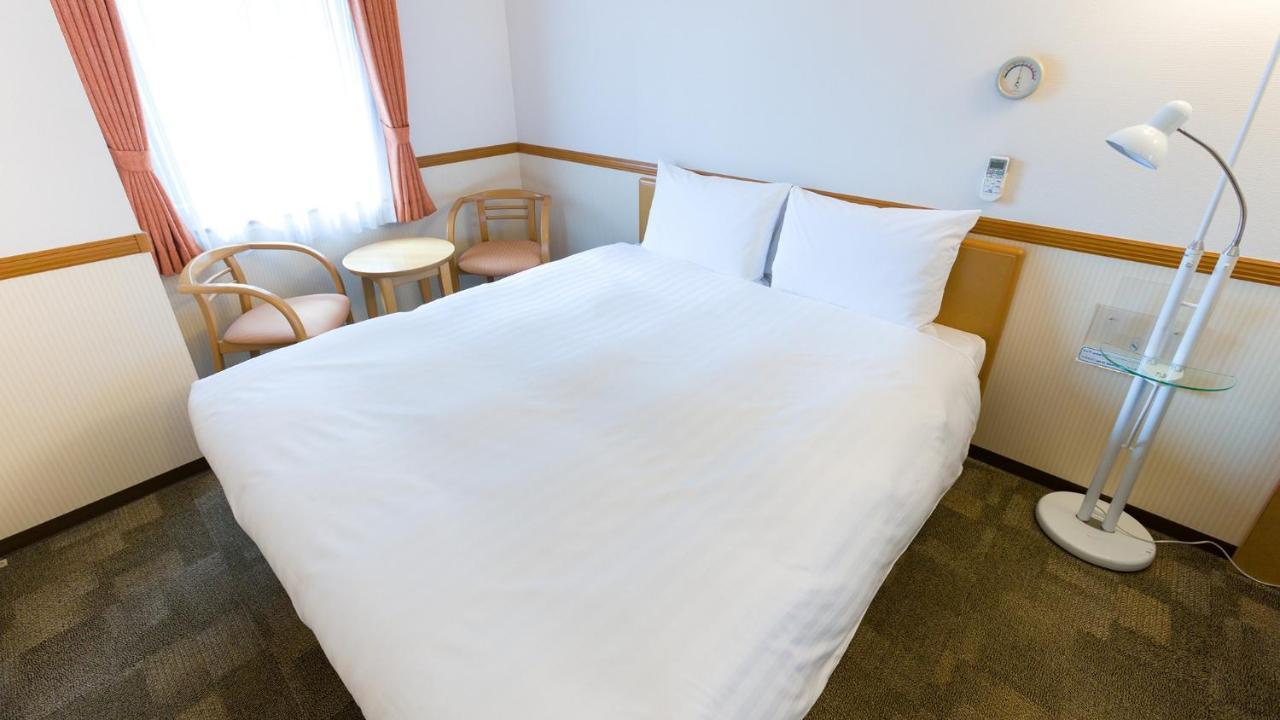 Toyoko Inn Chiba Ekimae Rom bilde